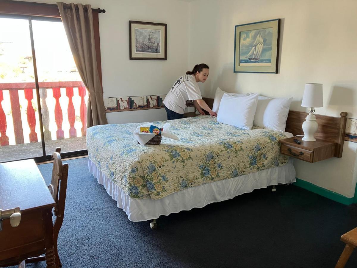 Lighthouse Inn Флоренс Экстерьер фото