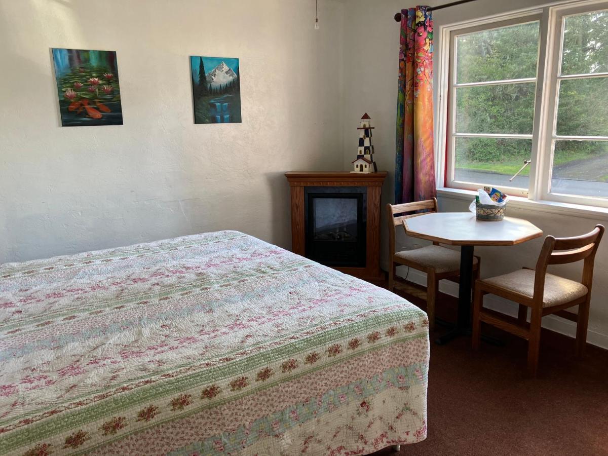 Lighthouse Inn Флоренс Экстерьер фото
