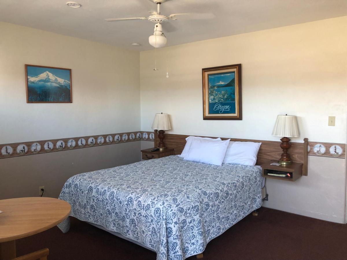 Lighthouse Inn Флоренс Экстерьер фото