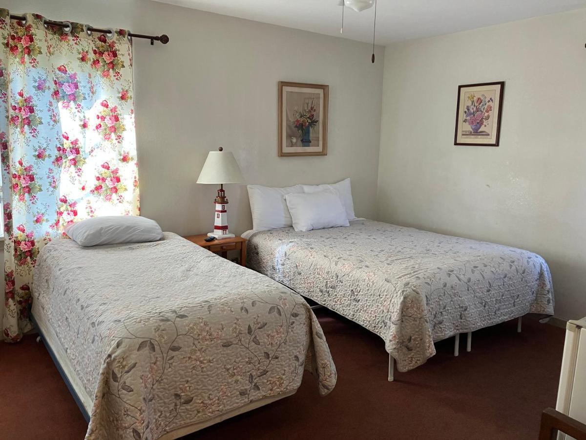 Lighthouse Inn Флоренс Экстерьер фото