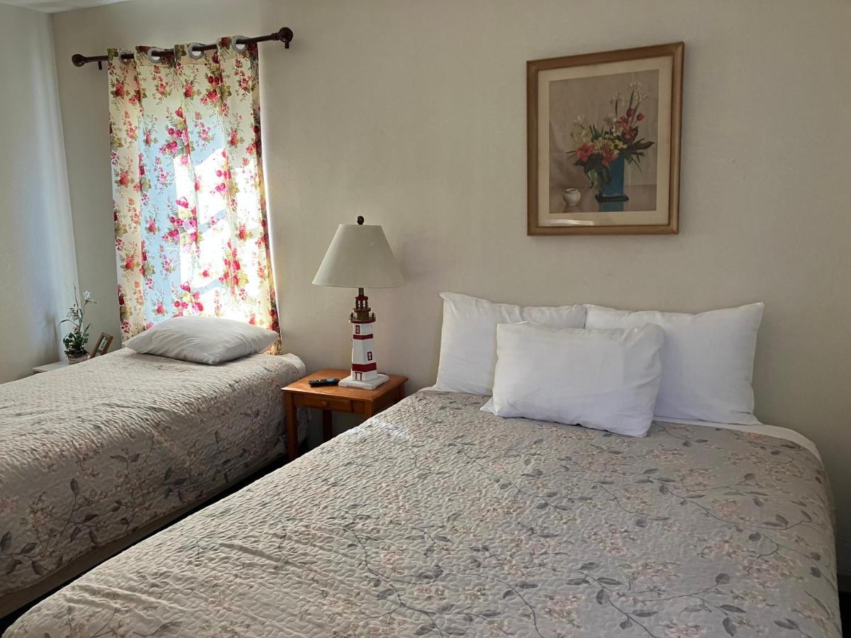 Lighthouse Inn Флоренс Экстерьер фото